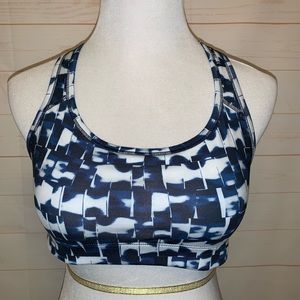 GapFit Sports bra Racerback Medium Geometric Print